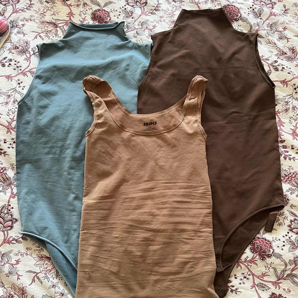 Skims bodysuit lot (L/XL)